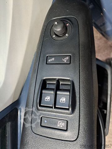 Slēgtais furgons PEUGEOT Boxer Kasten L1 H1 Klima Kamera Tempo Tüv E6