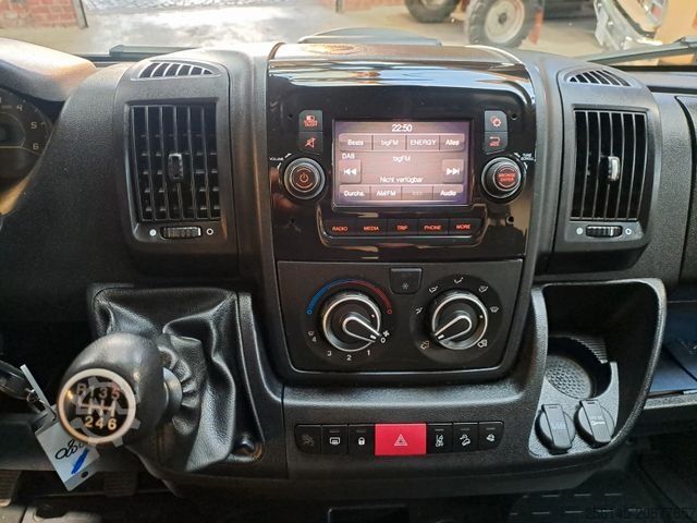 Slēgtais furgons PEUGEOT Boxer Kasten L1 H1 Klima Kamera Tempo Tüv E6