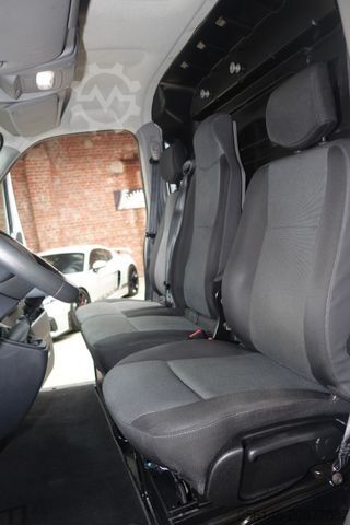 Minibús RENAULT Master Kasten L2H2 TüvNeu 1 Hand Klima Kamera