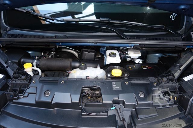 Furgoneta RENAULT Trafic Combi L2H1 Grand SpaceClass Camper TüvNeu