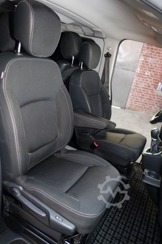 Furgoneta RENAULT Trafic Combi L2H1 Grand SpaceClass Camper TüvNeu