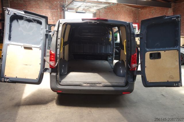 Fourgon tôlé MERCEDES-BENZ Kasten eVito lang terie TüvNaviKamera