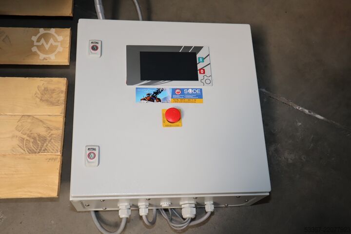 8 KW pistonlu kompresör, 500 litrelik tank Renner RIKO 1400/500 M-KT