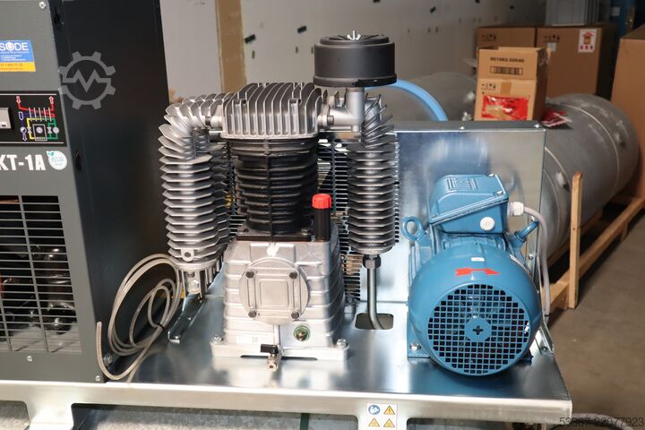 8 KW pistonlu kompresör, 500 litrelik tank Renner RIKO 1400/500 M-KT