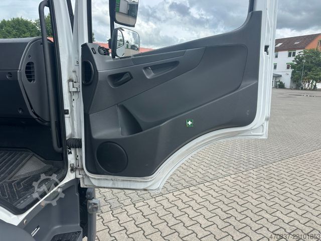 厢式货车 MERCEDES-BENZ Atego 818 / LBW / Klima