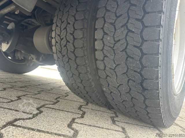 厢式货车 MERCEDES-BENZ Atego 818 / LBW / Klima