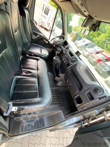 Dyrfrakter RENAULT Master STX 3 Sitzer  Automatik Haras / Hengste