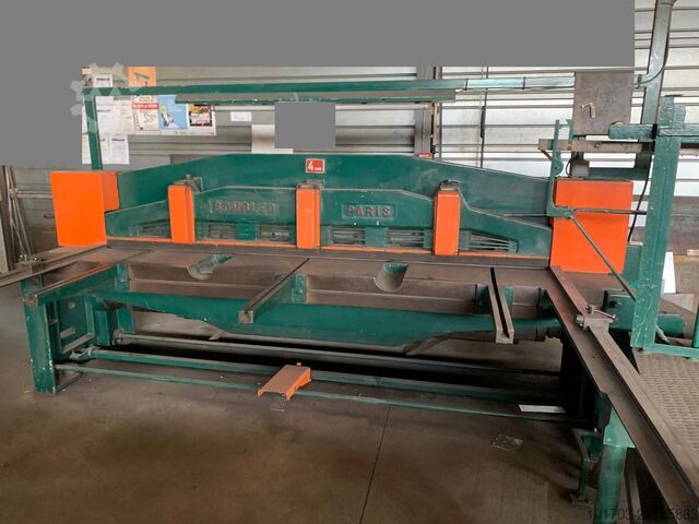 Tesoura Mecânica Bombled 9G - 2500 mm x 4 mm
