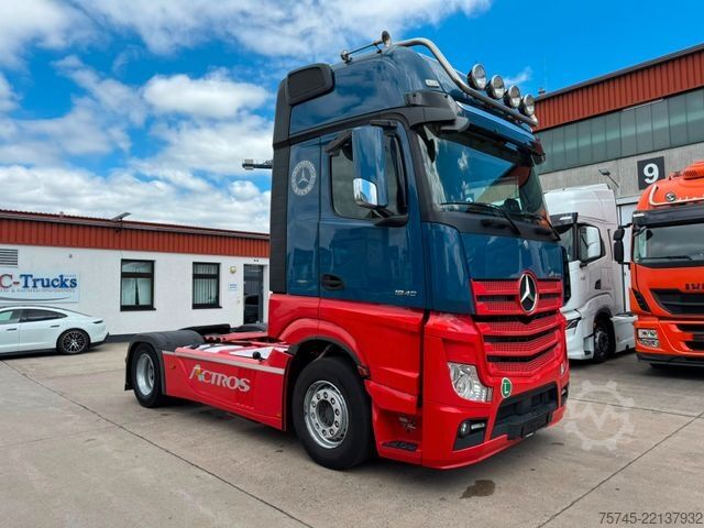 Tractora standard MERCEDES-BENZ ACTROS 1845 * GIGASPACE * RETARDER * STANDKLIMA