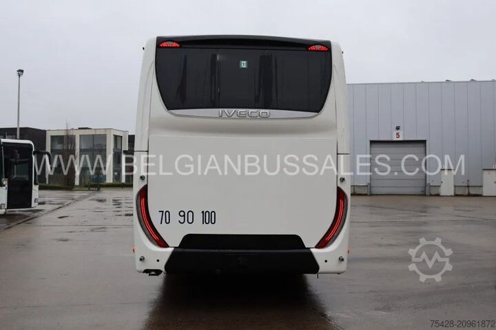 Autobús interurbano Iveco Evadys 13m / WC / 3-Point seat belts / NEW!!