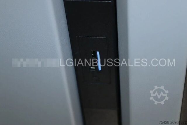 รถบัสระหว่างเมือง Iveco Evadys 13 / Full Options / 3-Point seat belts /...