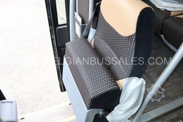 รถบัสระหว่างเมือง Iveco Evadys 13 / Full Options / 3-Point seat belts /...