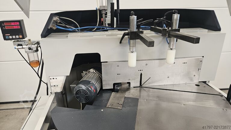  Elumatec MGS 245