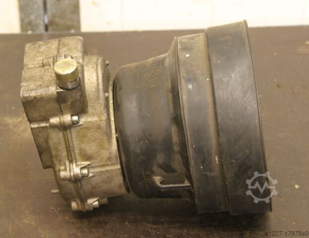 ืชืืืช ืืืืืืื ืืืื ืืฃ ืืื (PTO) 1:4 BYPY fรผr Hydraulikpumpe