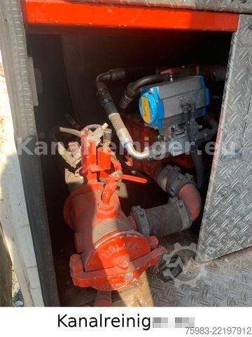 Vacuum tank truck MERCEDES-BENZ Vario 816 D - Müller Einbauspüler 7,5t