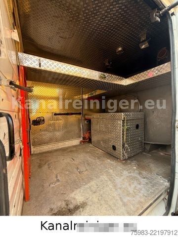 Vacuum tank truck MERCEDES-BENZ Vario 816 D - Müller Einbauspüler 7,5t