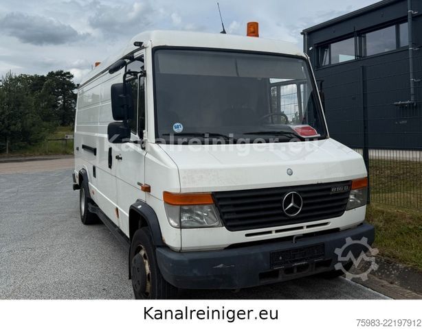 Vacuum tank truck MERCEDES-BENZ Vario 816 D - Müller Einbauspüler 7,5t