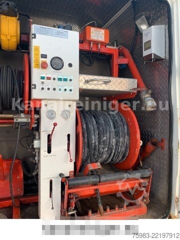 Vacuum tank truck MERCEDES-BENZ Vario 816 D - Müller Einbauspüler 7,5t