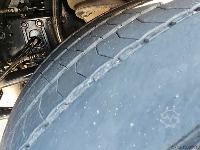 Nákladné auto s plochou korbou a plachtou MAN TGS 26.460 * GESAMTZUG *  VOLLLUFT * LIFT * ACC