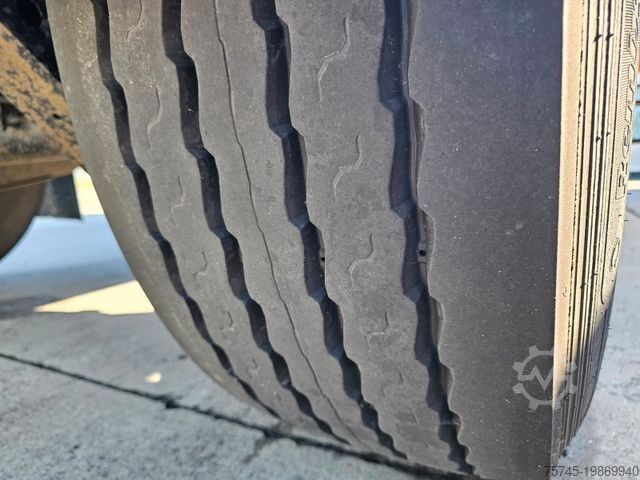Nákladné auto s plochou korbou a plachtou MAN TGS 26.460 * GESAMTZUG *  VOLLLUFT * LIFT * ACC