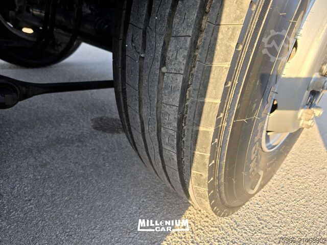 Staðlaður dráttarbíll IVECO STRALIS 450 GANCIO SCARRABILE BOB 4 ASSI