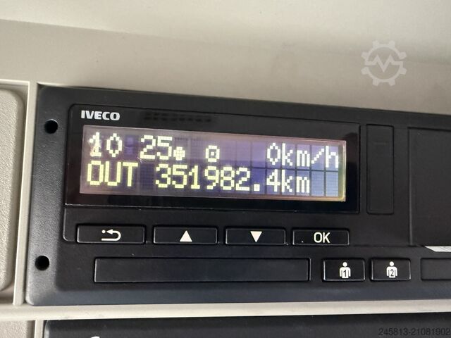 Skåpbil Iveco SWAY 400