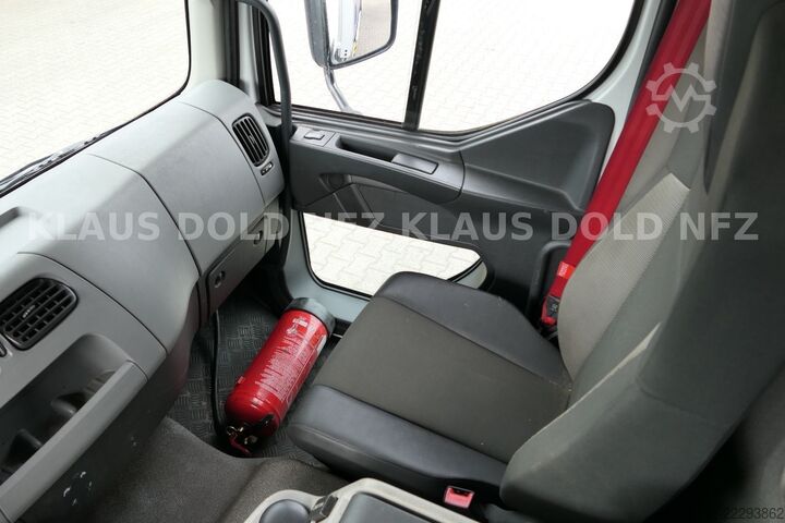 Камион за напитки RENAULT D 13.280 Getränkewagen Vollluft LBW Kamera Euro6