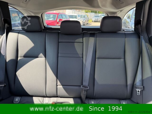 Minibus MERCEDES-BENZ E 300 de 4Matic T-Modell Burmester Pano Head-UP