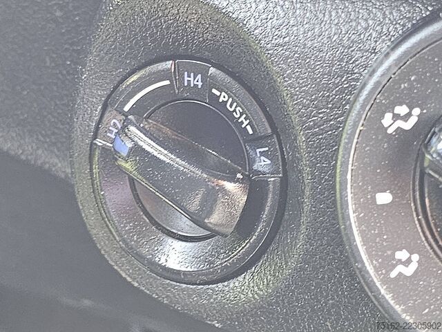 Nouto TOYOTA HI-LUX 2.4 4x4 Airco NAP Pickup