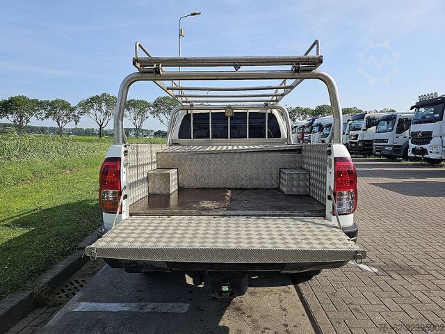 Nouto TOYOTA HI-LUX 2.4 4x4 Airco NAP Pickup