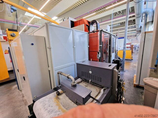 Обрабатывающий центр / Магазин инструментов на 80 позиций Matec 30 L