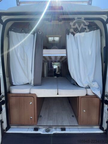 Autocaravana MCLOUIS BJL1 636 MAX3 | AHK,RFK,Luftfederung,Etagenbett