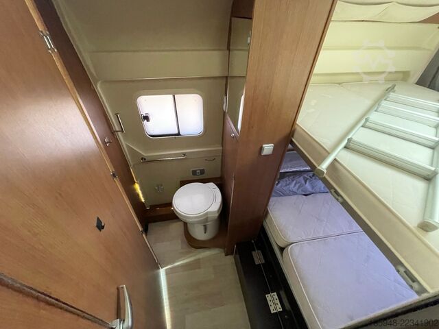 Autocaravana MCLOUIS BJL1 636 MAX3 | AHK,RFK,Luftfederung,Etagenbett