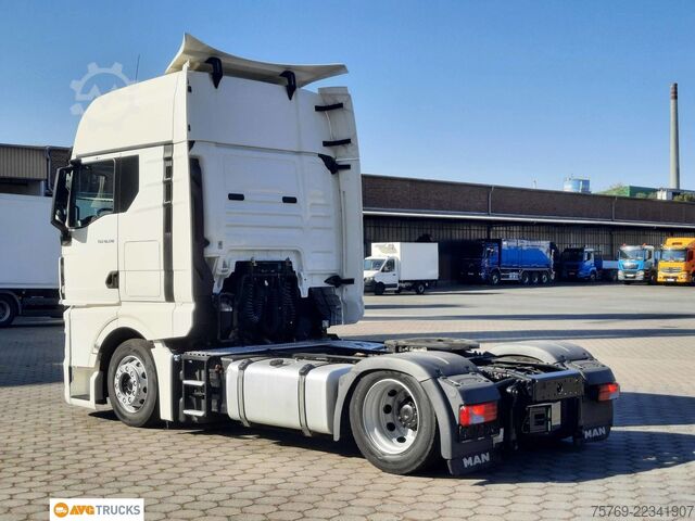 Trator de grande volume MAN 18.510 TGX GX Retarder Standklima 2 x Tank