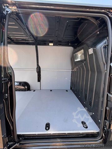 Kastenwagen RENAULT Master III Kasten L2H2 HKa 3,3t # Navi # MWST.