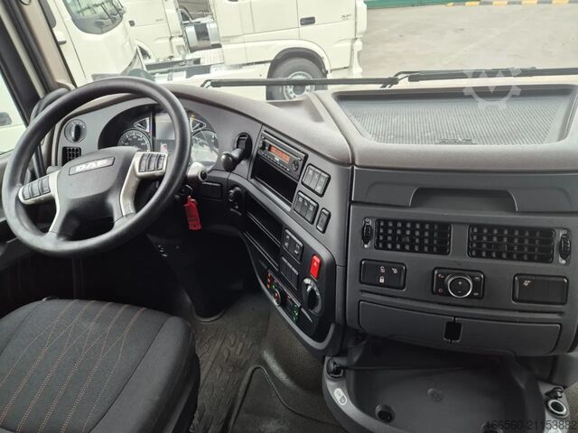 標準トラクター DAF XF 480 FT SUPER SPACE CAB