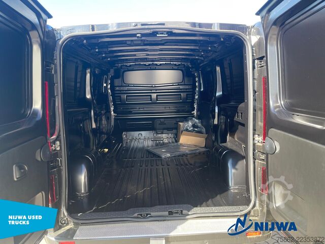 شاحنة بانل Renault Trafic E-Tech 52 KwH