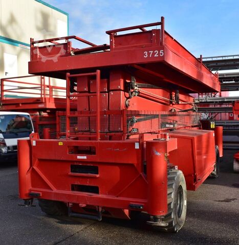 Podizanje makaza Holland Lift Combistar M-250HYL25 4WD/P/N