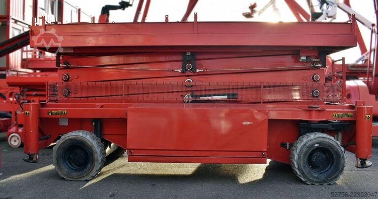 Podizanje makaza Holland Lift Combistar M-250HYL25 4WD/P/N