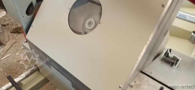 Abschrägemaschine für Alu, PVC und Holz Saw 2 a head for precision cutting of aluminum Saw 2 a head for precision cutting of aluminum