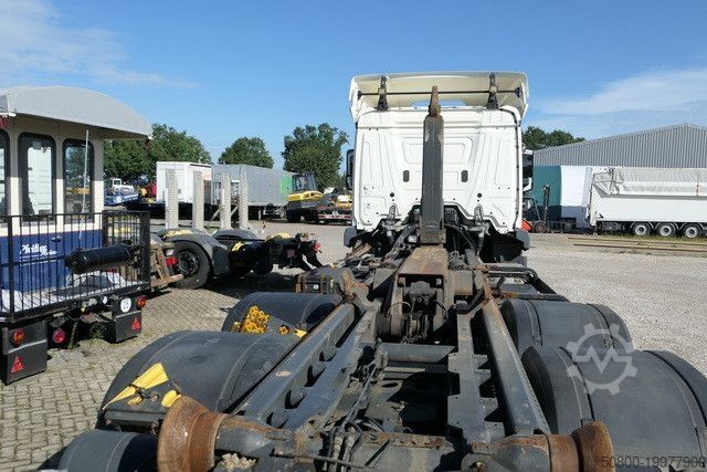 Камион с кука за контейнери MERCEDES-BENZ 2543 L Actros 6x2, Meiller RK 21.70, Lenk-Lift