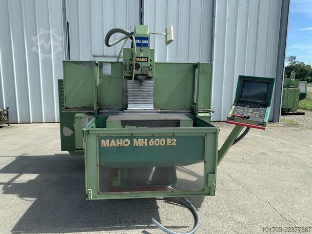 Universal CNC Milling Machine MAHO MH 600 E2