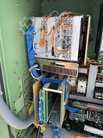 Universal CNC Milling Machine MAHO MH 600 E2