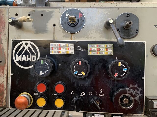 Universal Milling Machine MAHO MH 800