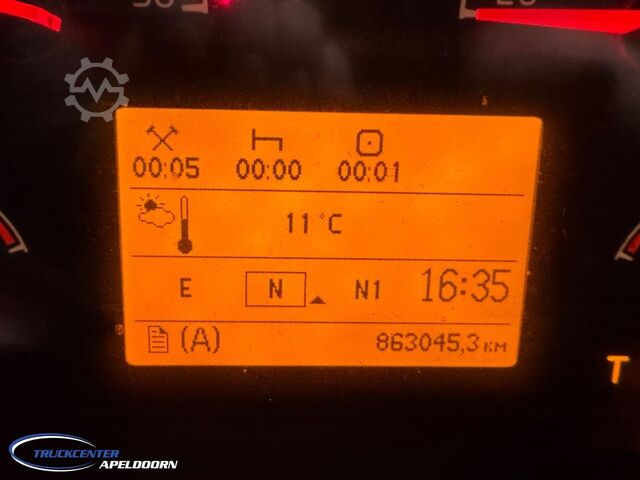 Camião-cisterna Volvo FM 340