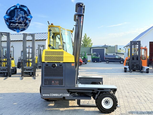 Fjögurra leiða lyftarar Combilift C3000XL GAS DUPLEX 4550 FORK POSITIONER
