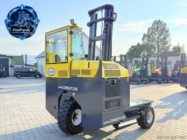 Fjögurra leiða lyftarar Combilift C3000XL GAS DUPLEX 4550 FORK POSITIONER