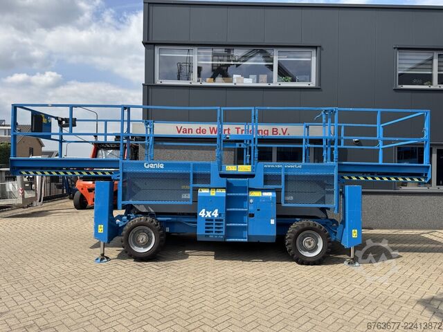Genie GS 3384 RT رافعة مقصية / منصة عمل / ارتفاع عمل 12 متر / دفع رباعي 4x4 / محرك Deutz GENIE GS 3384 RT Schaarhoogwerker / Scissor Lift / Arbeitsbuhne 12mtr werkhoogte 4x4 Deutz DIESEL