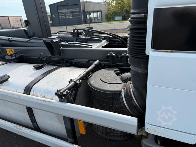Camión portacontenedores de gancho MERCEDES-BENZ Actros 2543 6x2 Klima + Kupplung