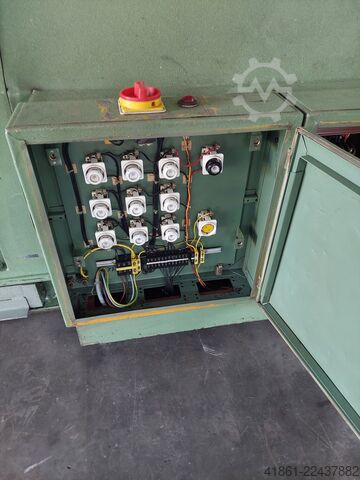 Mot. Calandra de chapas de três rolos HAEUSLER KRMA 2500-10